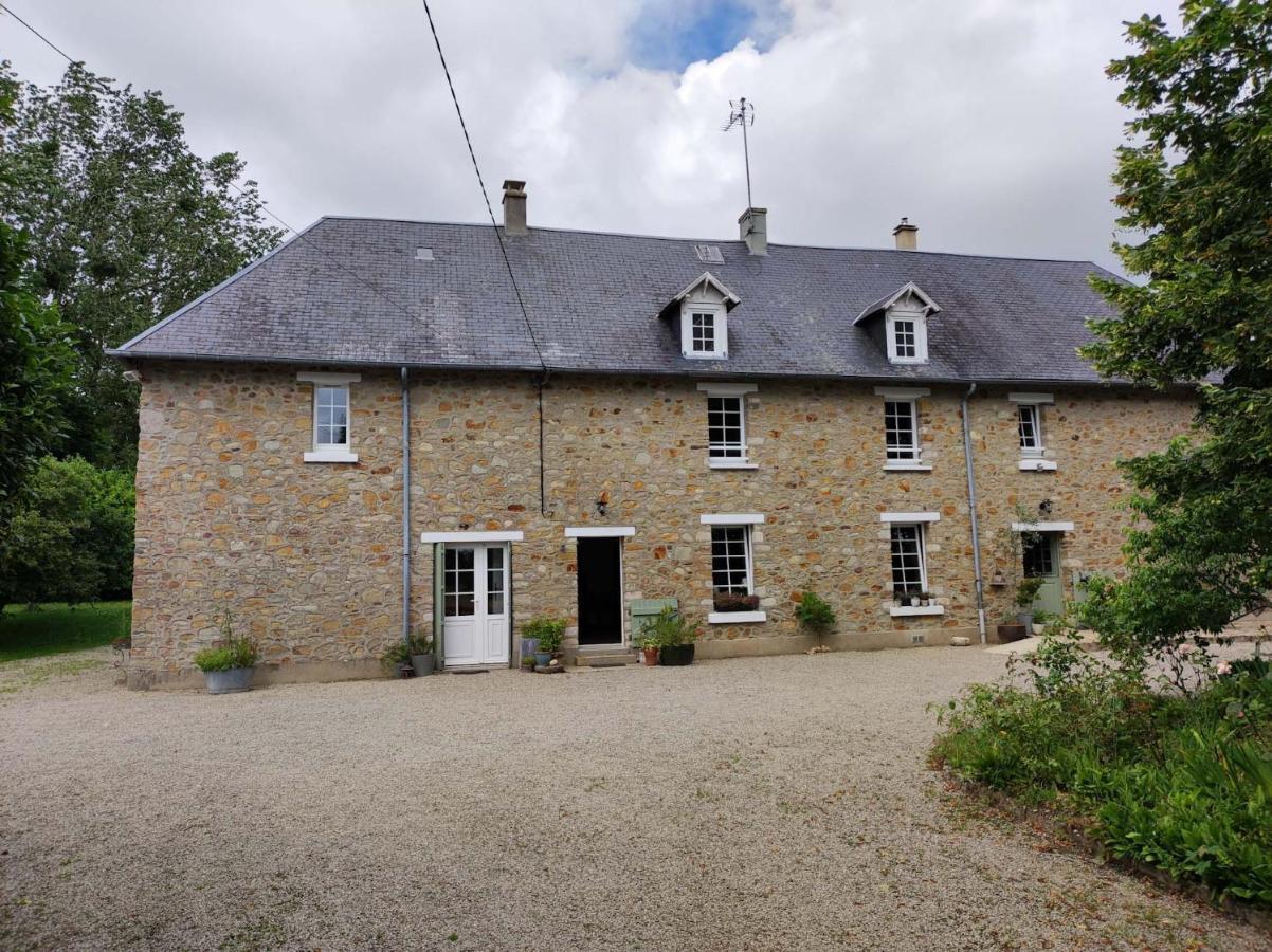 La Maison Des Tilleuls Saint-Germain-Sur-Seves Exteriér fotografie