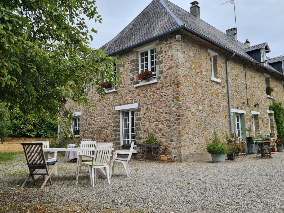 La Maison Des Tilleuls Saint-Germain-Sur-Seves Exteriér fotografie