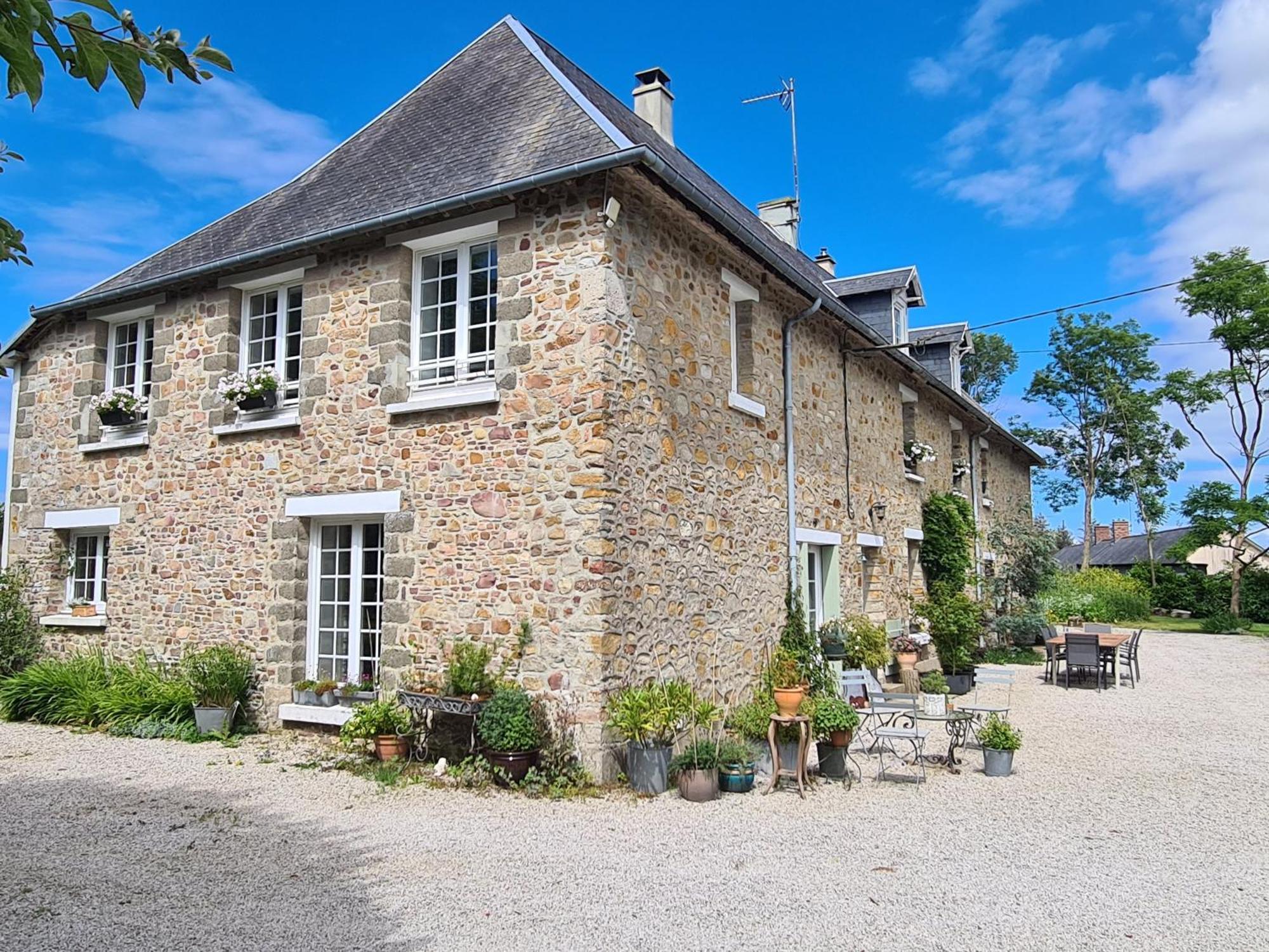 La Maison Des Tilleuls Saint-Germain-Sur-Seves Exteriér fotografie