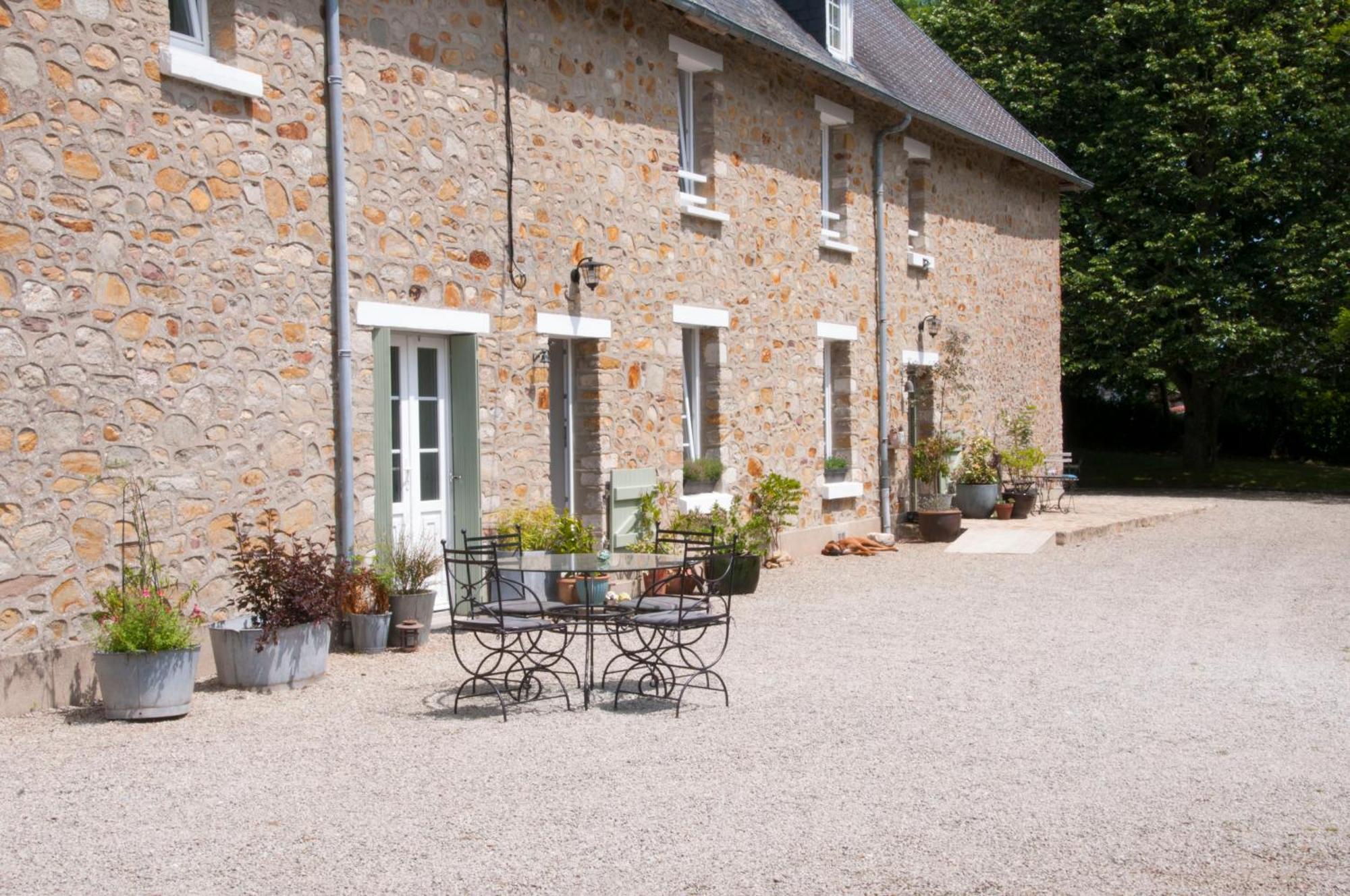 La Maison Des Tilleuls Saint-Germain-Sur-Seves Exteriér fotografie